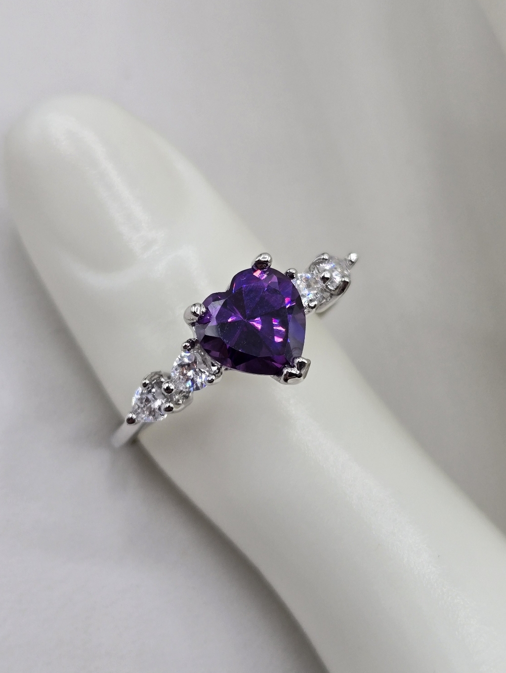 Swarovski Crystal Elements Silver Heart Ring Purple Amethyst Size 11 Prom Bridal